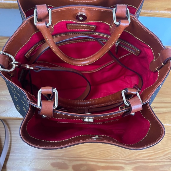 Dooney and Bourke Handbag - Picture 6 of 8